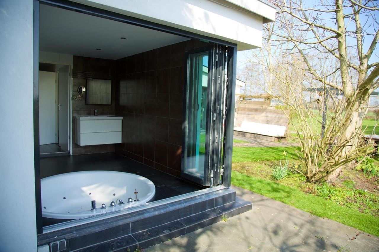 Bungalow Between Haarlem And Amsterdam With A Large Bubble Bath Vijfhuizen Εξωτερικό φωτογραφία
